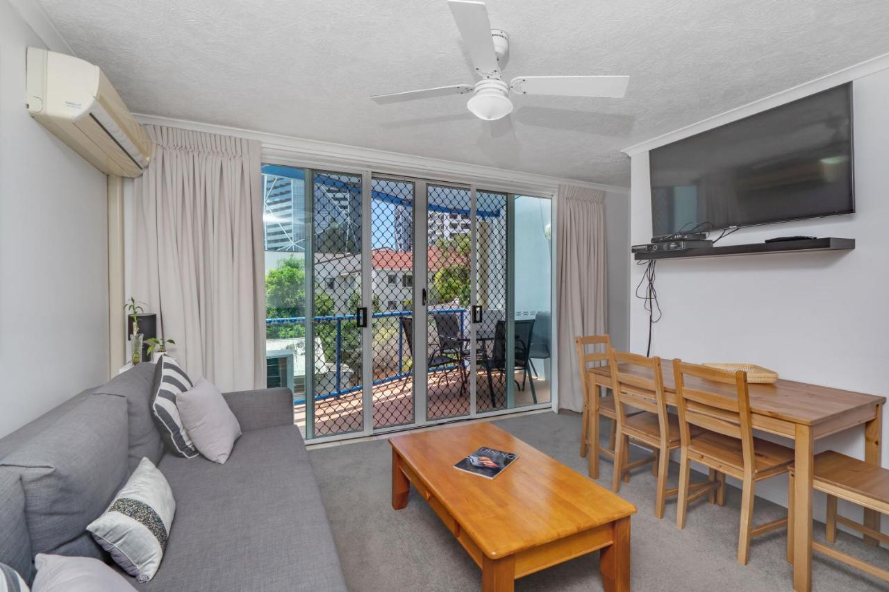 Surfers Beach Resort One Gold Coast Luaran gambar